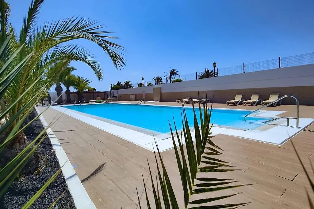 Sweet Flat With Private Patio Dunasol location